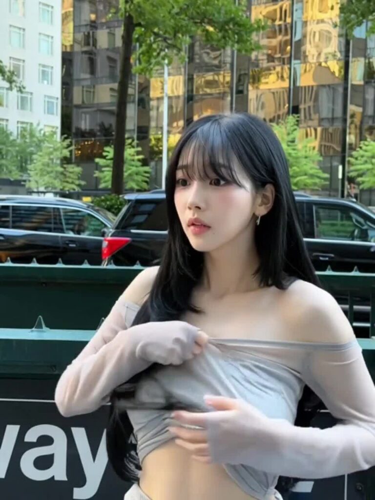 Video thumbnail for AESPA Digitally Generated AI Video - Nude AI Celebs