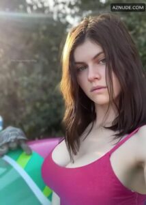 Video thumbnail for Alexandra Daddario AI Created Video - Nude AI Celebs