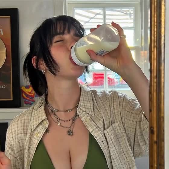 Video thumbnail for Billie Eilish AI Video Digital Artificial - Nude AI Celebs