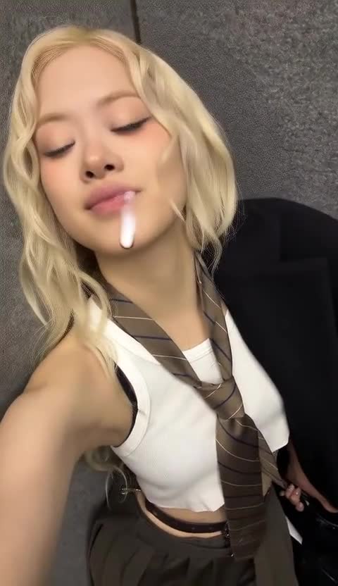 Video thumbnail for Blackpink Fake AI Video - Nude AI Celebs