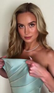 Video thumbnail for Brie Larson AI Video Digital Synthesis - Nude AI Celebs
