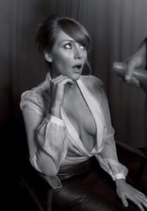 Video thumbnail for Bryce Dallas Howard AI Video Exposed - Nude AI Celebs