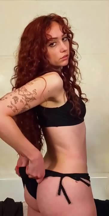 Video thumbnail for Chappell Roan Computer Generated AI Video - Nude AI Celebs