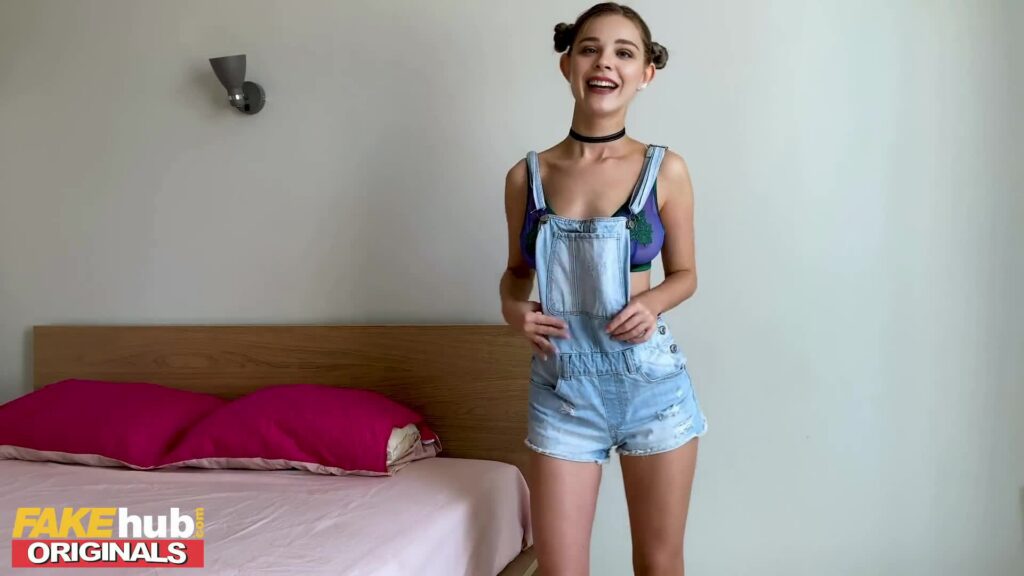 Video thumbnail for Chloë Grace Moretz AI Video Digital Generation - Nude AI Celebs