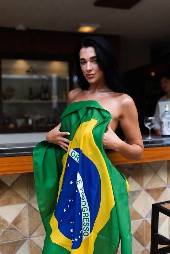 Video thumbnail for Dua Lipa AI-Constructed Video Rendering - Nude AI Celebs