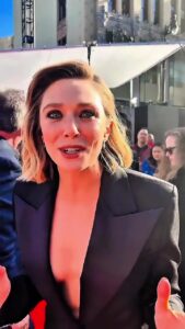 Video thumbnail for Elizabeth Olsen Naked AI Video - Nude AI Celebs