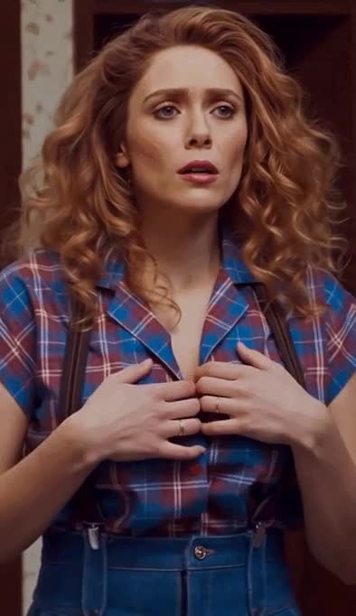 Video thumbnail for Elizabeth Olson AI‑Created Digital Video Reconstruction - Nude AI Celebs