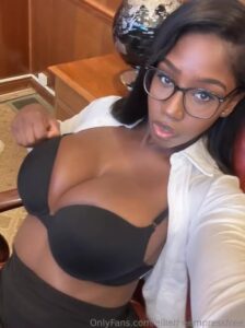 Video thumbnail for Ellie The Empress Neural Rendering AI Video - Nude AI Celebs