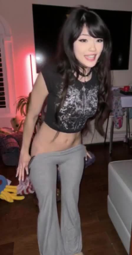 Video thumbnail for Emiru AI Video Digital Reproduction - Nude AI Celebs