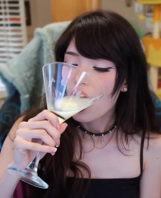 Video thumbnail for Emiru AI Video Digital Reproduction - Nude AI Celebs