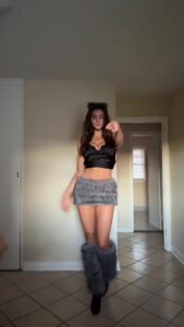 Video thumbnail for Emma Raducanu AI Video Digital Lookalike - Nude AI Celebs