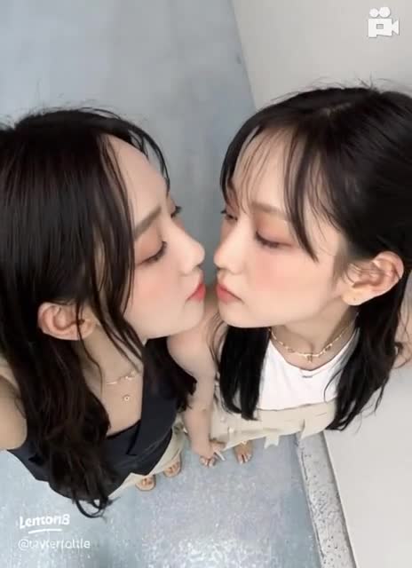 Video thumbnail for Fake – NewJeans - Nude AI Celebs