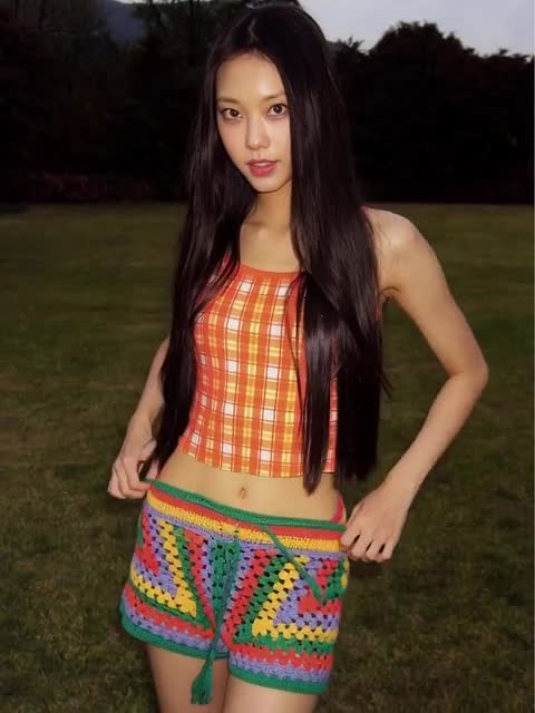 Video thumbnail for Fake – NewJeans – - Nude AI Celebs