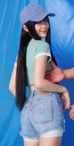 Video thumbnail for Fake – NewJeans - Nude AI Celebs