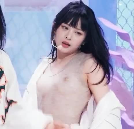 Video thumbnail for Fake – NewJeans - Nude AI Celebs