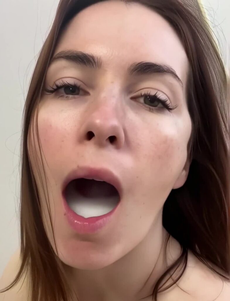 Video thumbnail for Felicia Day AI Video Digital Reproduction - Nude AI Celebs