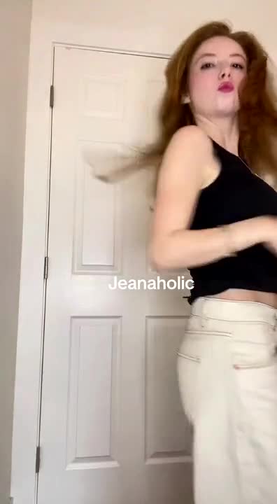 Video thumbnail for Francesca Capaldi AI Video Imagine - Nude AI Celebs