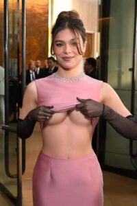 Video thumbnail for Hailee Steinfeld AI Video Digital Simulation - Nude AI Celebs