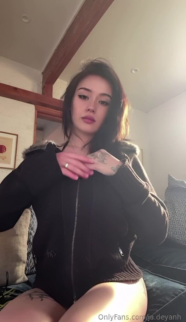 Video thumbnail for Jadey Anh AI Video Digital Creation - Nude AI Celebs