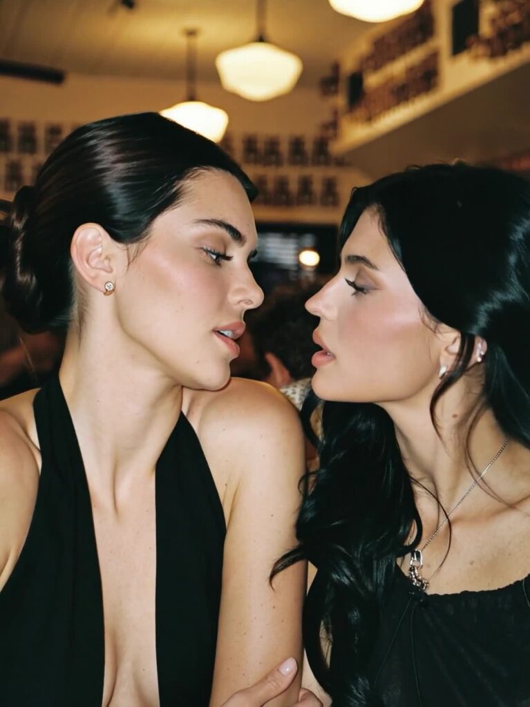 Video thumbnail for Kendall Jenner AI-Synthesized Video - Nude AI Celebs