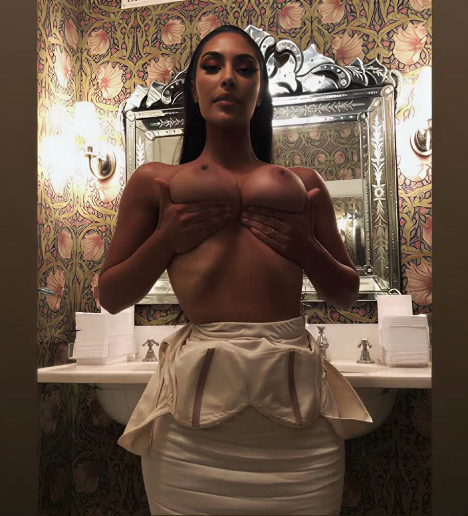 Video thumbnail for Kim Kardashian Computer Created AI Video - Nude AI Celebs