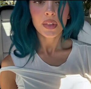 Video thumbnail for Kylie Jenner AI Video Digital Produced - Nude AI Celebs