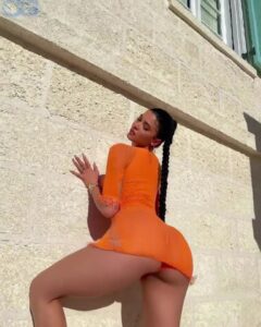 Video thumbnail for Kylie Jenner AI Video Illusion - Nude AI Celebs