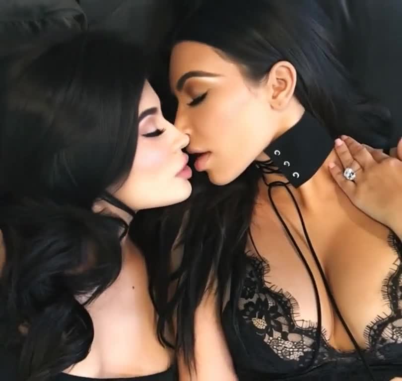 Video thumbnail for Kylie Jenner Synthetic AI Video - Nude AI Celebs