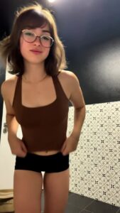 Video thumbnail for Lean Beef Patty Computer Created AI Video - Nude AI Celebs