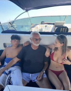 Video thumbnail for Leni Klum AI Crafted Video - Nude AI Celebs