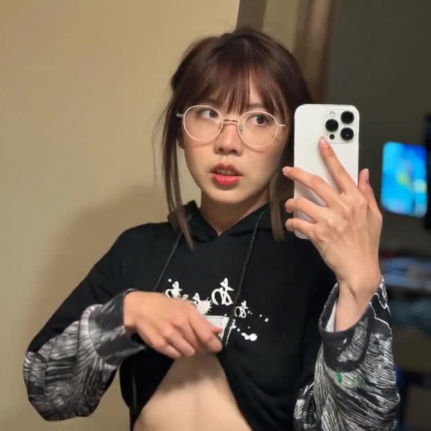 Video thumbnail for LilyPichu AI Video Exposed - Nude AI Celebs