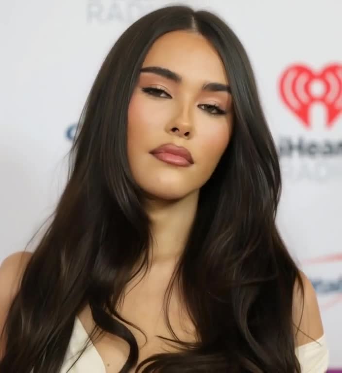 Video thumbnail for Madison Beer Digitally Fabricated AI Video - Nude AI Celebs