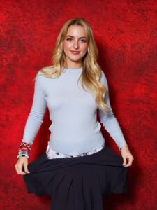 Video thumbnail for McKenna Grace AI Video Exposed - Nude AI Celebs