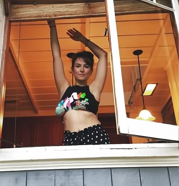 Video thumbnail for Milana Vayntrub AI-Synthesized Video - Nude AI Celebs