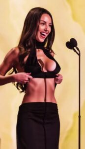 Video thumbnail for Olivia Rodrigo AI‑Created Digital Video Simulation - Nude AI Celebs