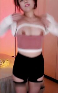 Video thumbnail for Pokimane AI Video Digital Generated - Nude AI Celebs