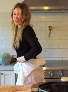 Video thumbnail for QTCinderella AI-Produced Video Morphing - Nude AI Celebs