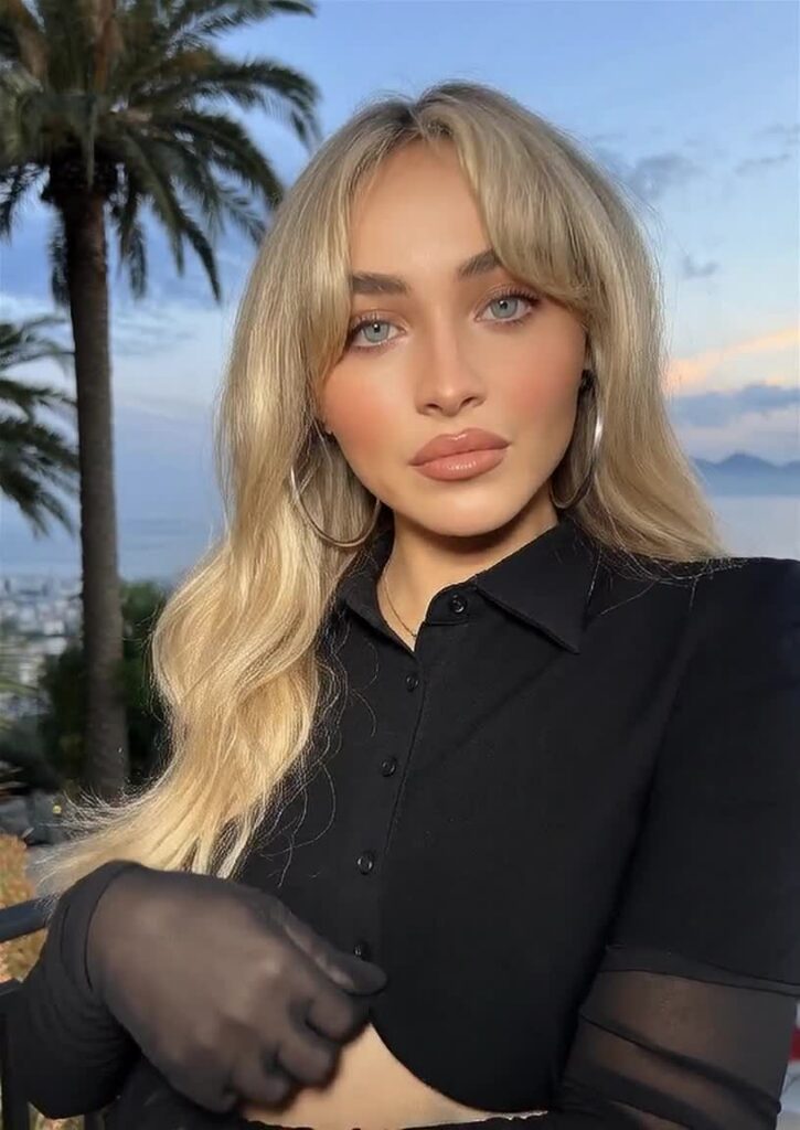 Video thumbnail for Sabrina Carpenter Computer Created AI Video - Nude AI Celebs