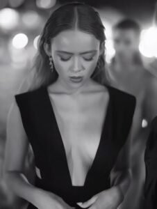 Video thumbnail for Sadie Sink Synthetic AI Video - Nude AI Celebs
