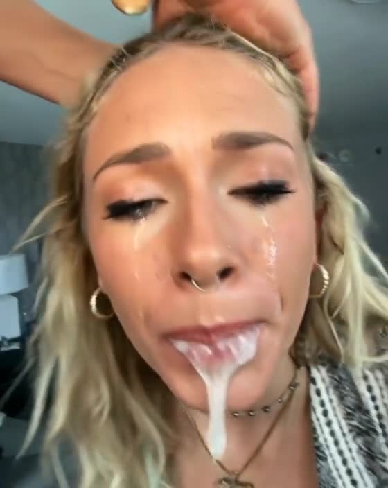 Video thumbnail for Sol Ruca AI Video Illusion - Nude AI Celebs