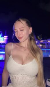 Video thumbnail for Sophia Diamond AI Video Digital Re-creation - Nude AI Celebs