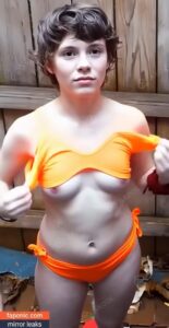 Video thumbnail for Sophia Lillis AI Video Clone - Nude AI Celebs