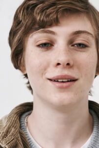 Video thumbnail for Sophia Lillis Generated AI Video - Nude AI Celebs