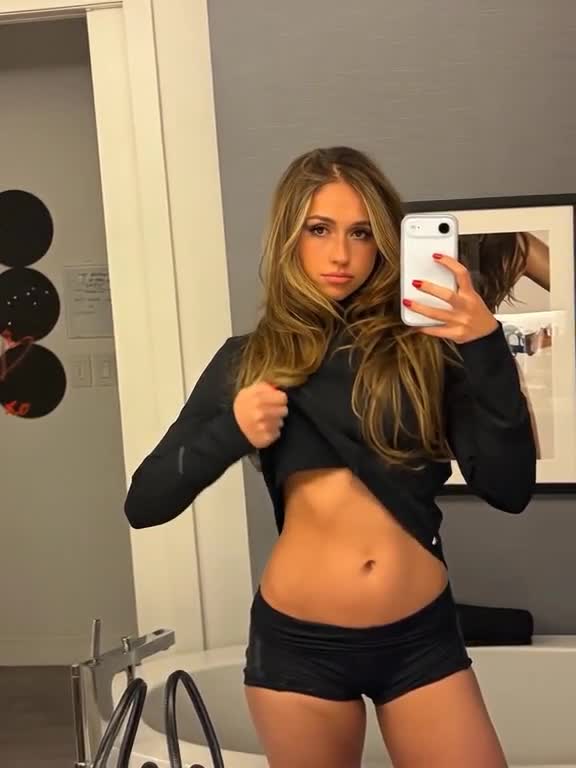 Video thumbnail for Tate Mcrae AI Video Illusion - Nude AI Celebs