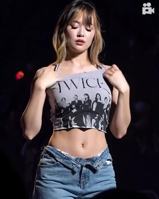 Video thumbnail for Twice Kpop AI Video Digital Face-Swap - Nude AI Celebs