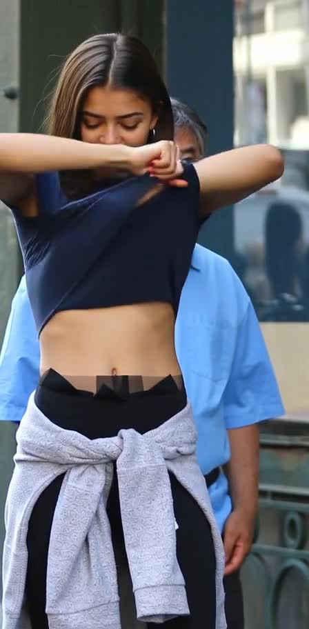 Video thumbnail for Zendaya AI Virtual Video - Nude AI Celebs