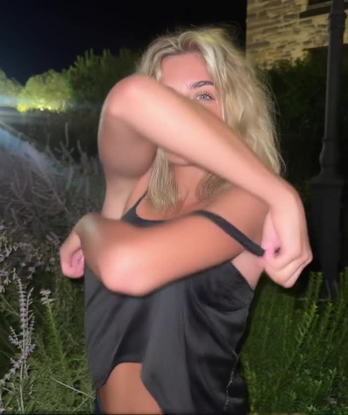 Video thumbnail for Alessia Lanza Synthesized Video Content Porn - Nude AI Celebs