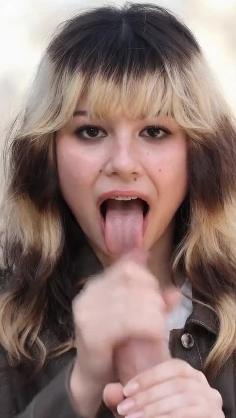 Video thumbnail for Alysa Liu AI Video Digital Manipulation Porn - Nude AI Celebs