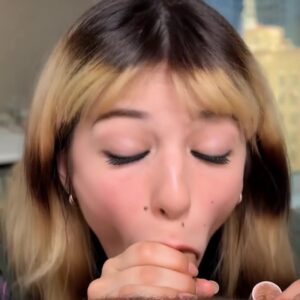 Video thumbnail for Alysa Liu AI Video Digital Morphing Porn - Nude AI Celebs