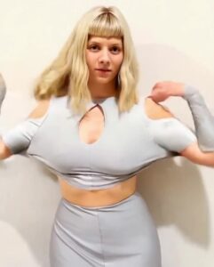Video thumbnail for Aurora Aksnes AI Created Video Porn - Nude AI Celebs
